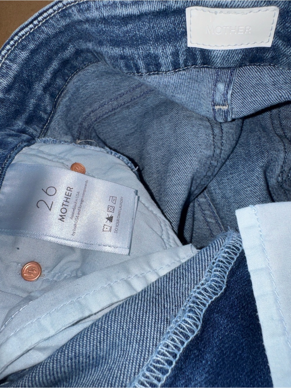 Mother Denim The Looker Ankle Jeans in Twice Shy Size 26 - Picture 7 of 13